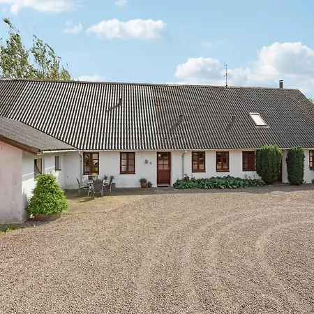 Lovely In Ferienhaus