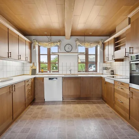 Lovely In Semesterbostad *