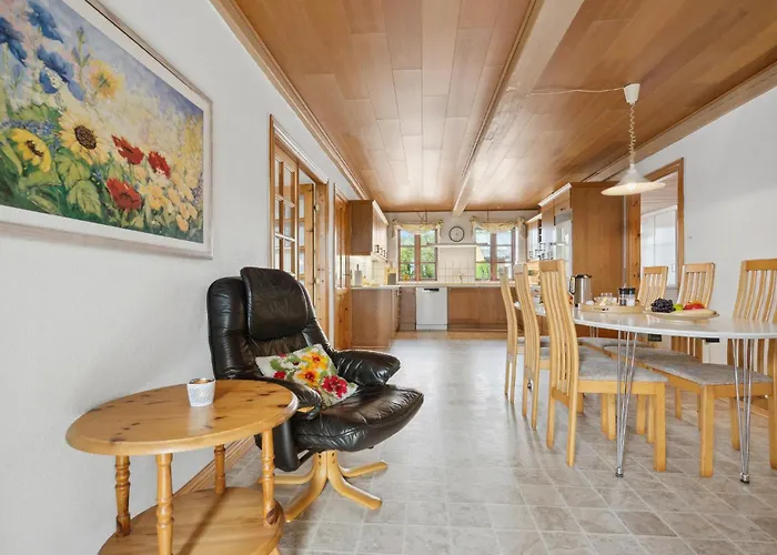 Holiday home Lovely In *