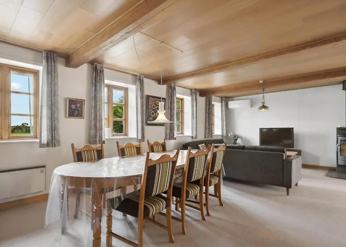 Holiday home Lovely In Skaerbaek